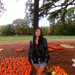 Meet your Posher, Addison